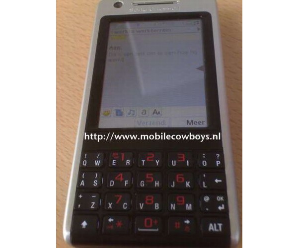 Sony Ericsson P700i M610i